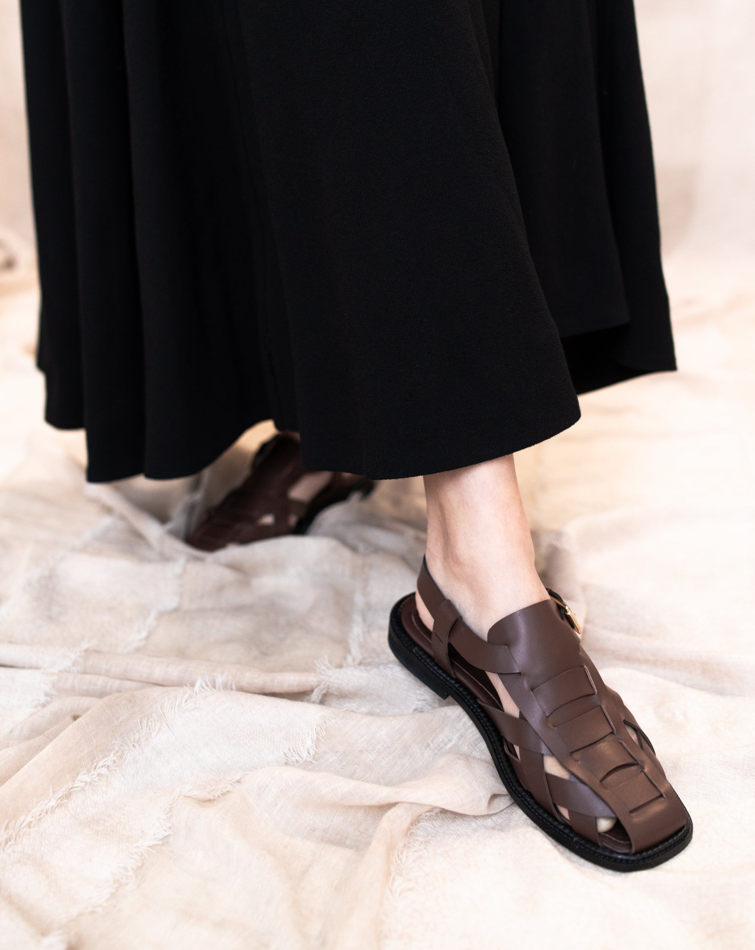 VANDRELAAR - Nora Sandal, Espresso Leather – VANDRÉLAAR